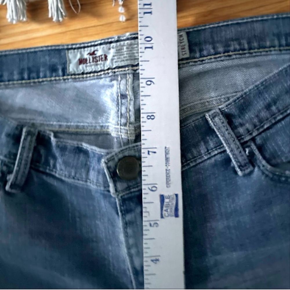 Hollister Vintage Y2K Classic Low Rise Blue Denim Flare Jeans 5/7 - Picture 6 of 11